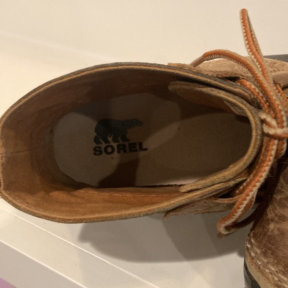 Sorel Out N About Leather Duck Boot - Picture 5 of 5